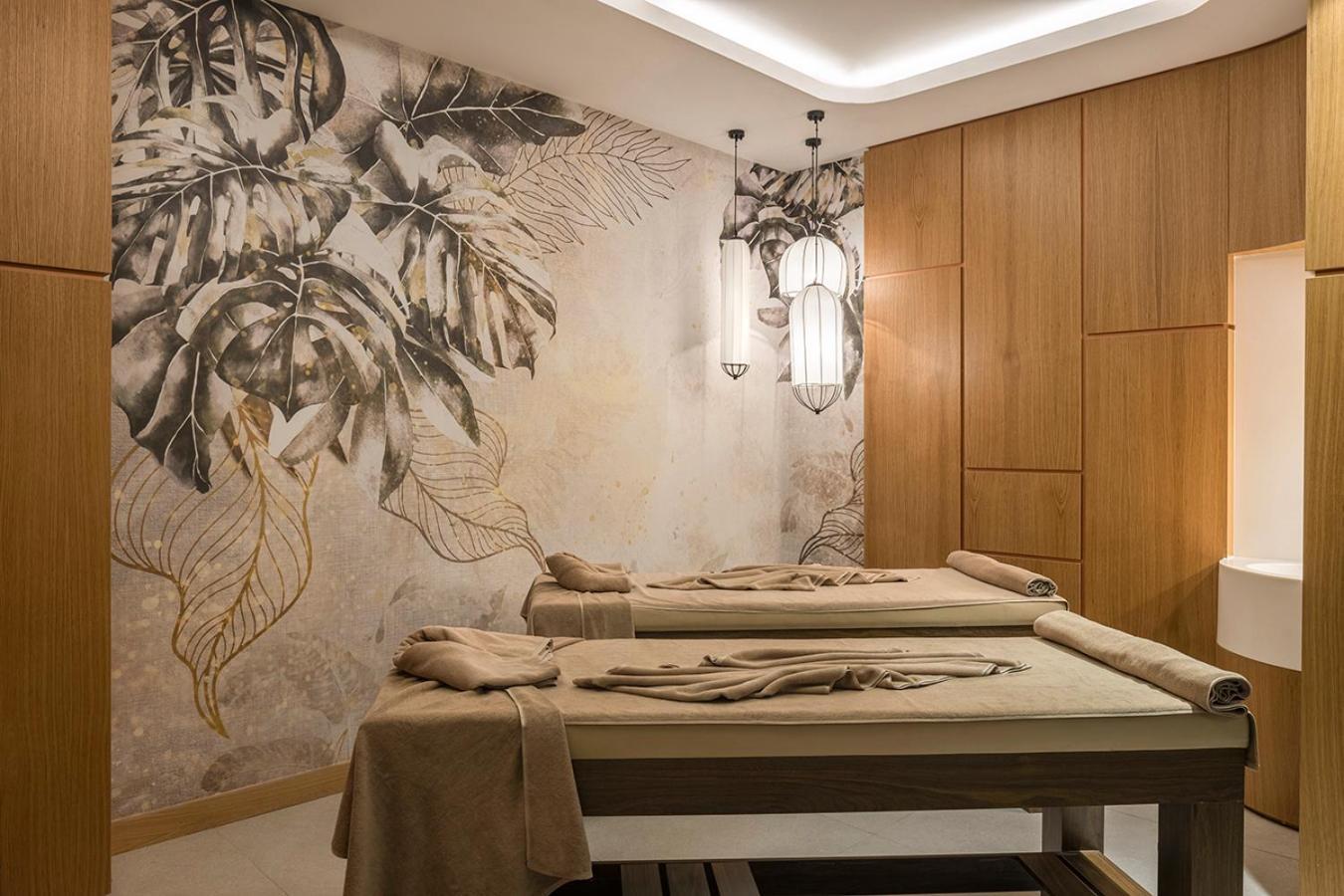 Berry Blue Hotels Side Ngoại thất bức ảnh